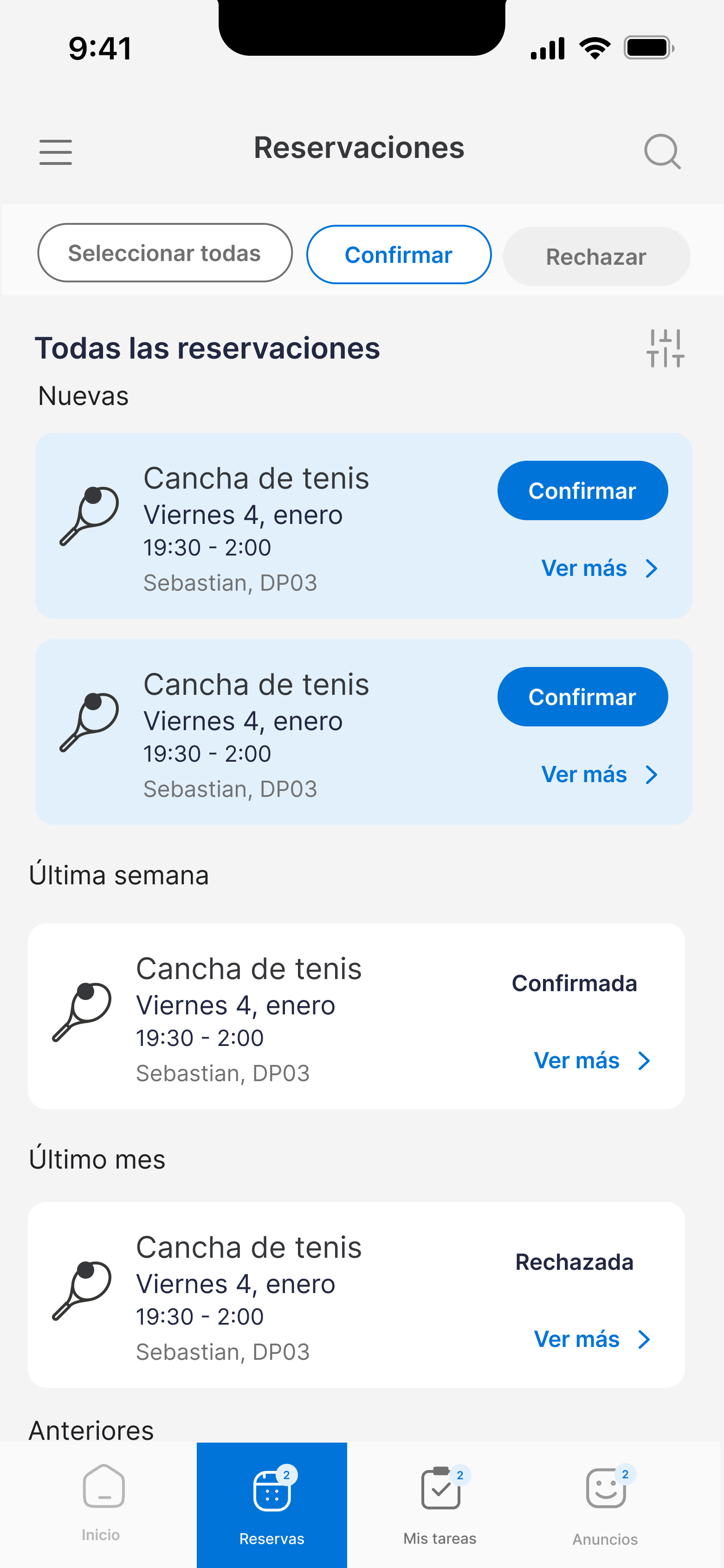 Listado completo de reservas del administrador con estados confirmada y rechazada