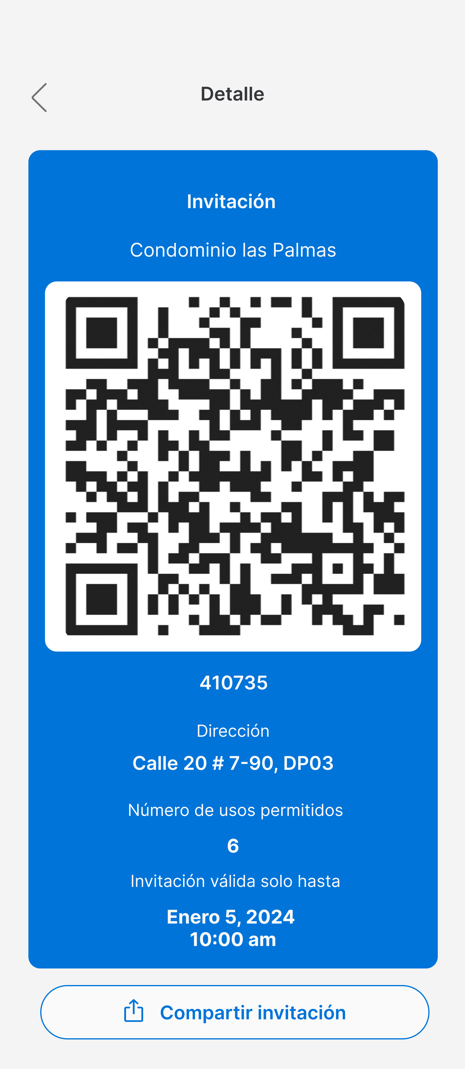 Tarjeta de invitación con código QR, dirección, número de usos permitidos y vigencia