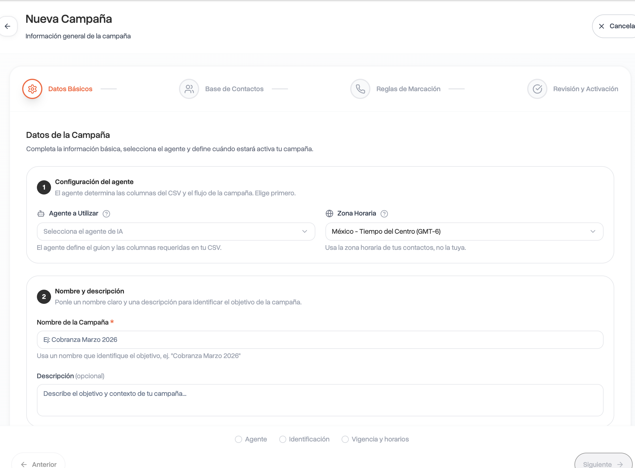 Wizard para crear una nueva campaña, empezando por elegir el agente y la zona horaria de los contactos